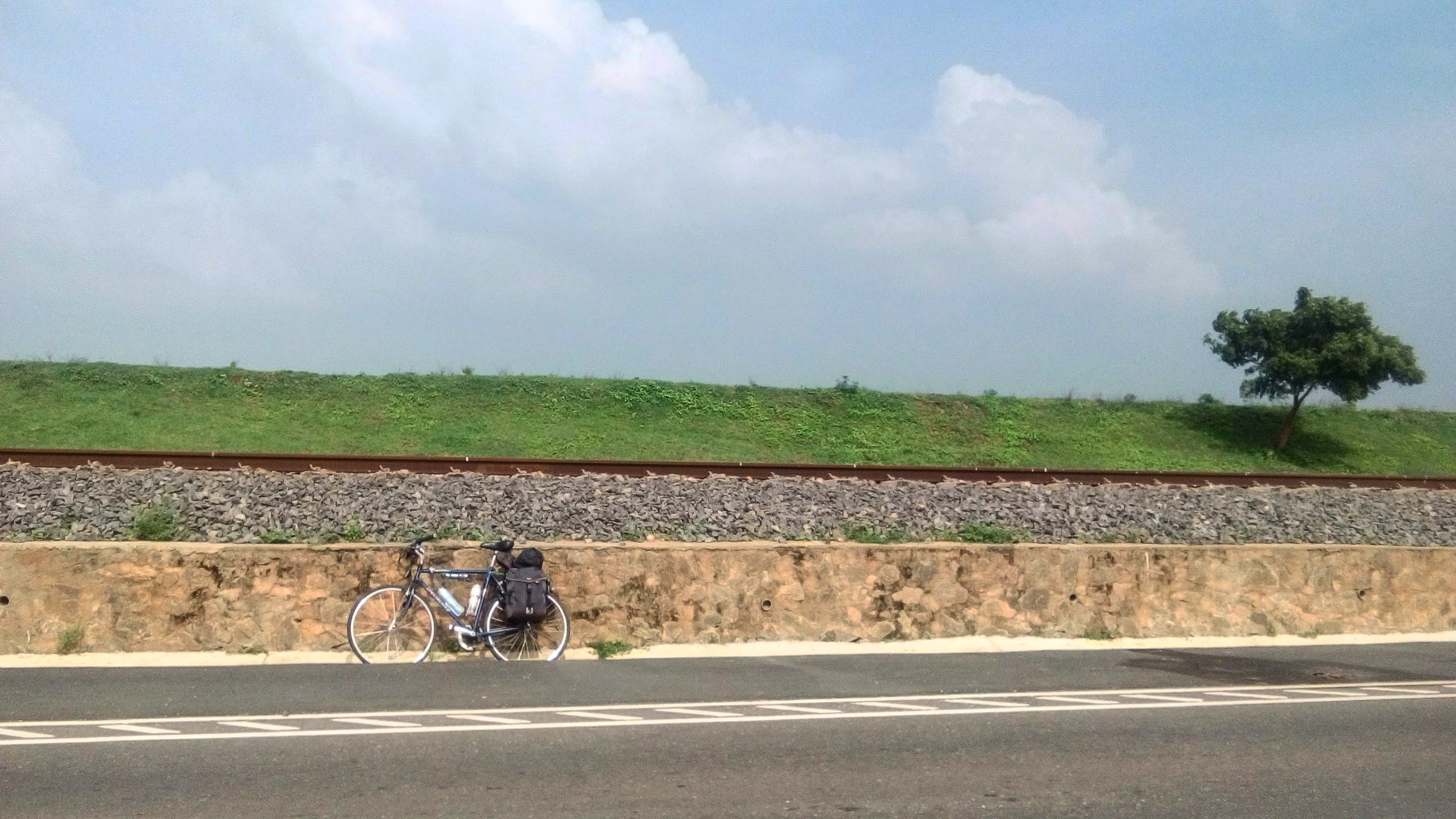 The cool shoeshine club: Cycling the Sri Lankan west coast